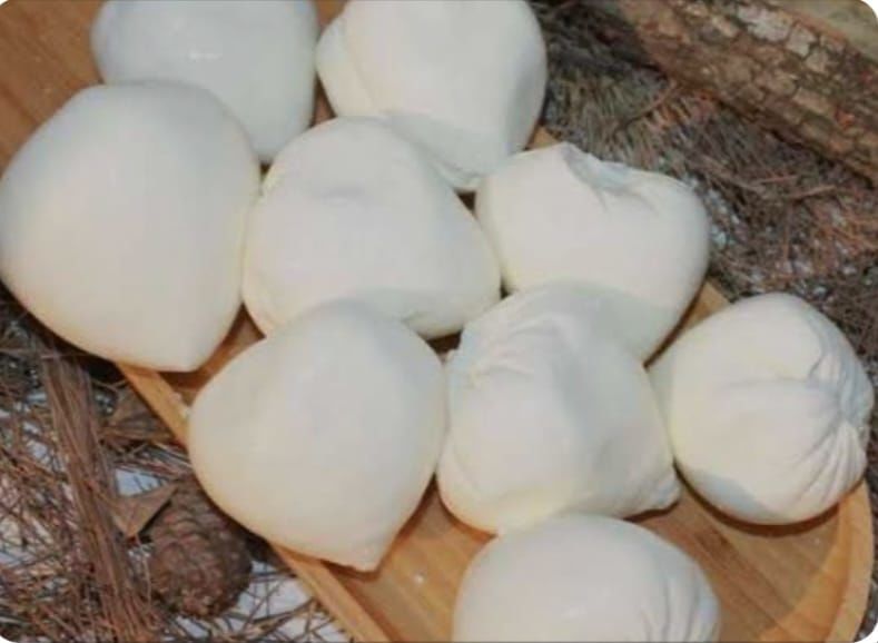 Urfa Yöresel Tuzsuz Kuzubaşı Peyniri 2 KG (Bidon)